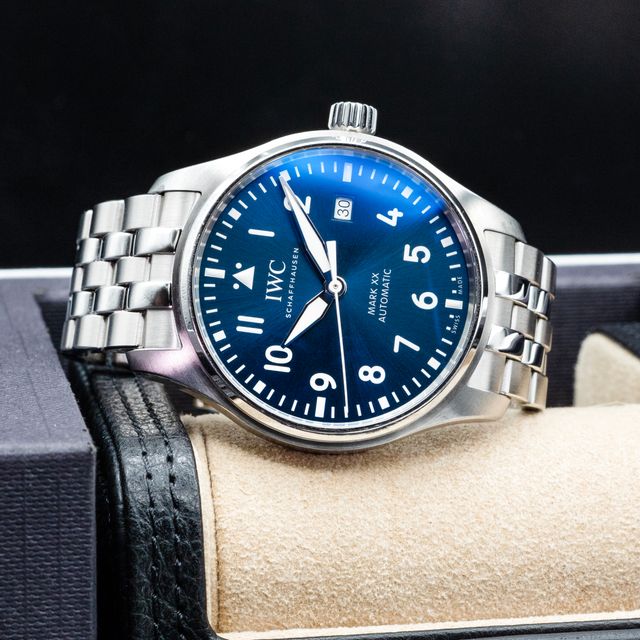 IWC Pilot's Mark XX IW328203 Image 2